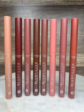 L'Oréal Paris Blur Filler Blurring Lip Contour Bundle – 8 Full Size Lip Liners